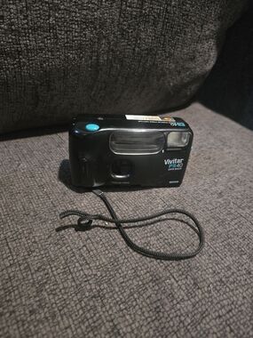 Vivitar | PS40 Data Back 35mm Film Camera